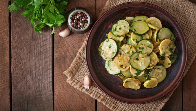 Zucchine trifolate: la ricetta vegana e consigli su come cucinarle