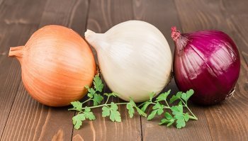 Proprietà benefiche della cipolla: i vantaggi per il corpo
