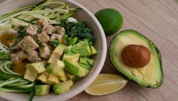 Poke hawaiano: ricette vegetariane per prepararlo in casa