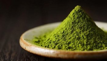 Matcha: benefici, proprietà e utilizzi del tè