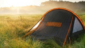 Tende da campeggio: come scegliere l'attrezzatura per le vacanze