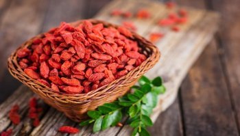 Bacche di goji: le migliori ricette per inserirle nell'alimentazione di ogni giorno