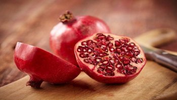 Melograno: caratteristiche del frutto e benefici per il corpo