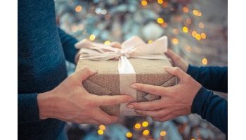 Regali Natale uomo: 5 idee che fanno bene all'ambiente