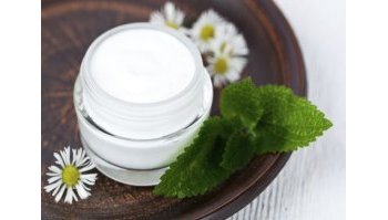 Pelle secca: 5 creme fai da te per rimediare
