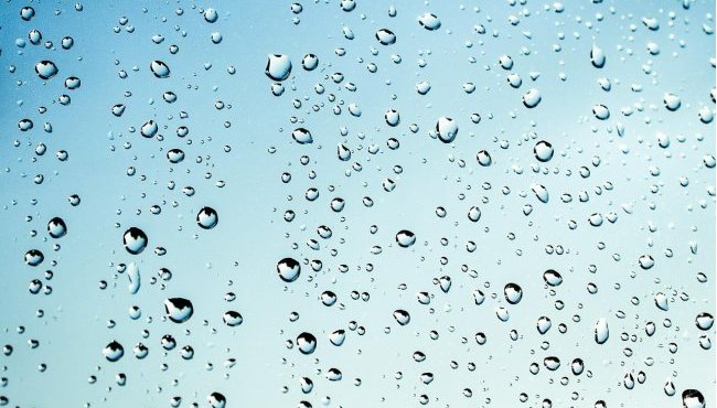 Acqua piovana: 3 soluzioni facili e casalinghe per raccoglierla