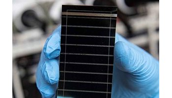 Cella solare perovskite da record: efficienza al 26,08% e resistenza termica straordinaria dalla Cina