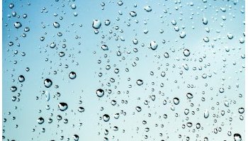 Acqua piovana: 3 soluzioni facili e casalinghe per raccoglierla