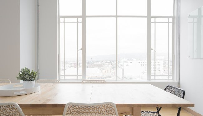 Infissi a taglio termico: cosa sono, materiali e quanto fanno risparmiare