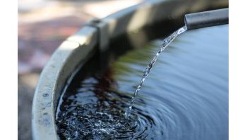Acqua piovana: 3 idee per riutilizzarla senza sprecare la potabile