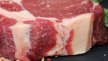 Quanto inquina una bistecca? Ecco i dati