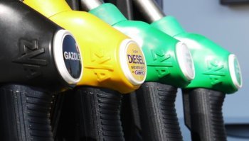 Come consumare meno benzina? I trucchi per non sprecare