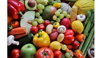 Frutta e verdura di stagione: ecco cosa mangiare in base al mese 